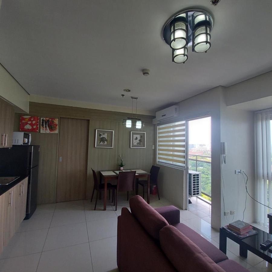 De Luxe, Standard And Studio Suites -The Breeze Residences-Close To Airport,Mall Of Asia, Us Embassy Manila Eksteriør billede