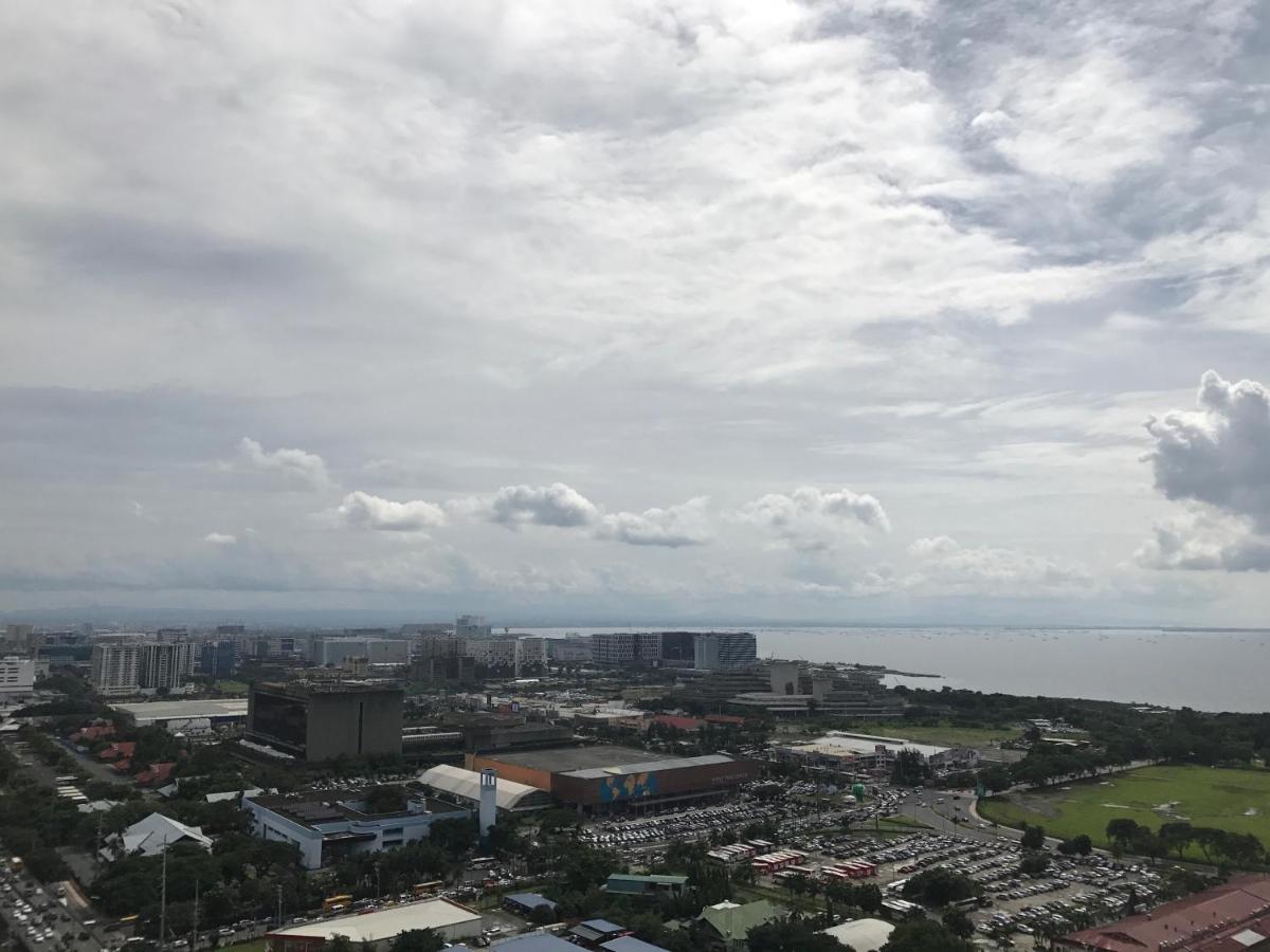 De Luxe, Standard And Studio Suites -The Breeze Residences-Close To Airport,Mall Of Asia, Us Embassy Manila Eksteriør billede