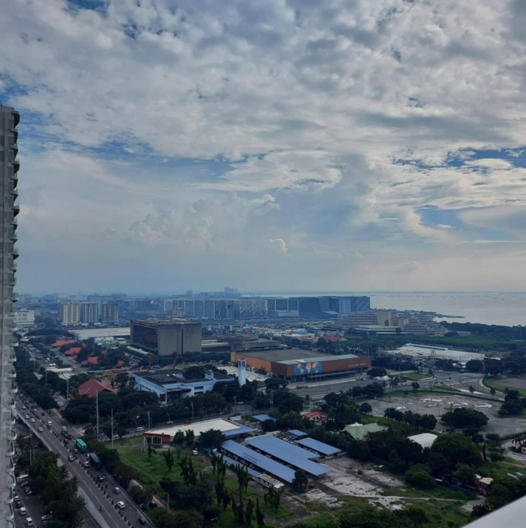 De Luxe, Standard And Studio Suites -The Breeze Residences-Close To Airport,Mall Of Asia, Us Embassy Manila Eksteriør billede